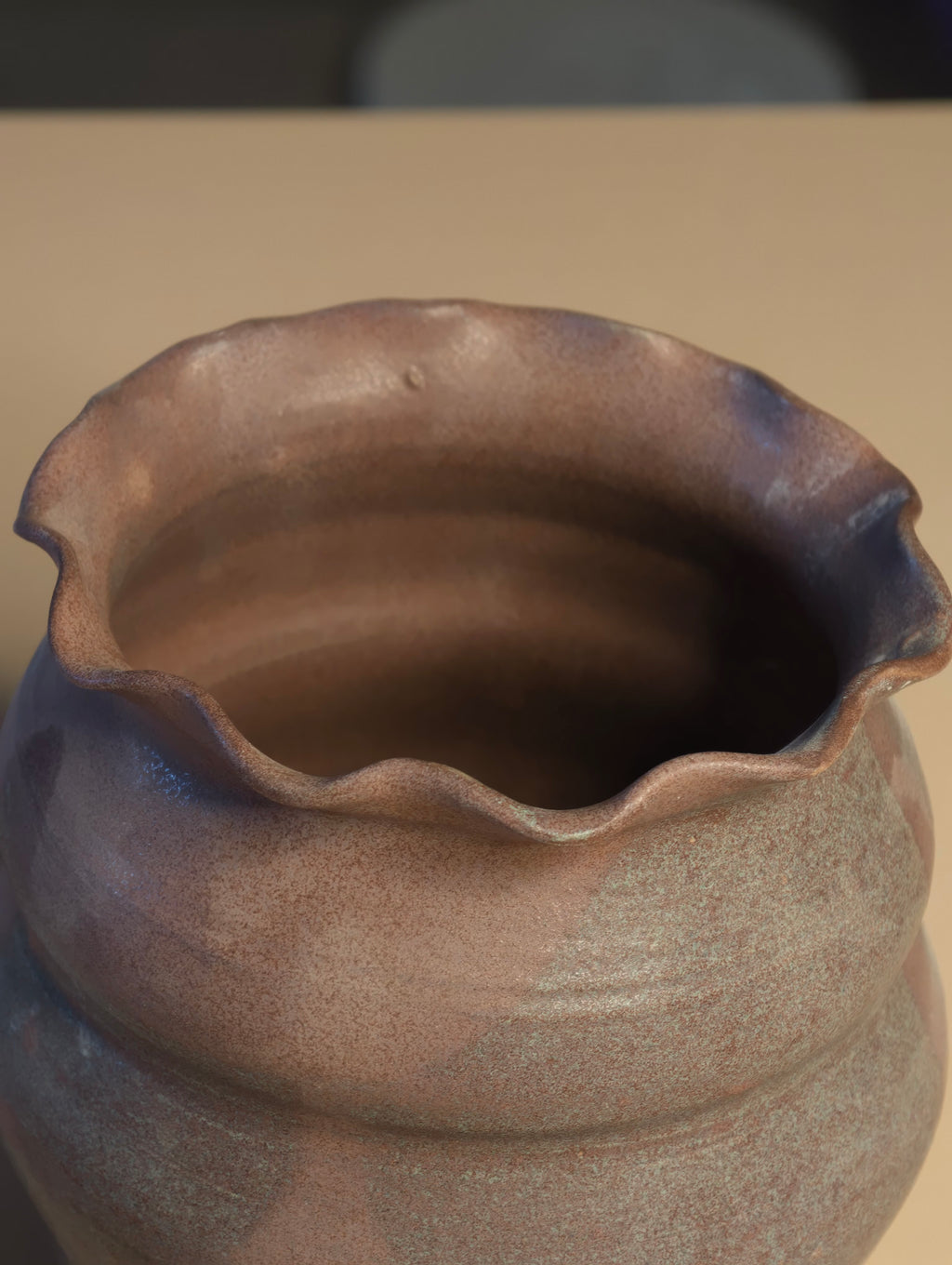 Petal Edge Vase