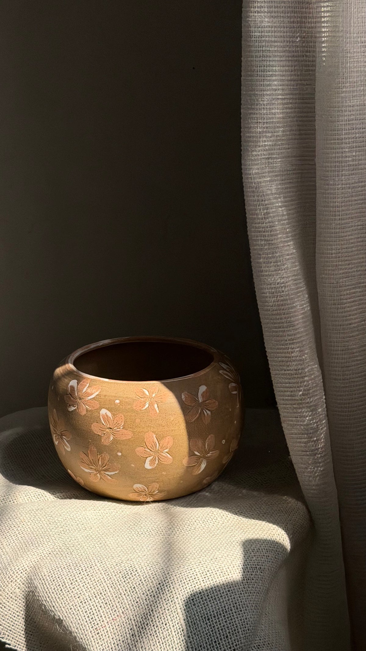 Sandalwood Vase